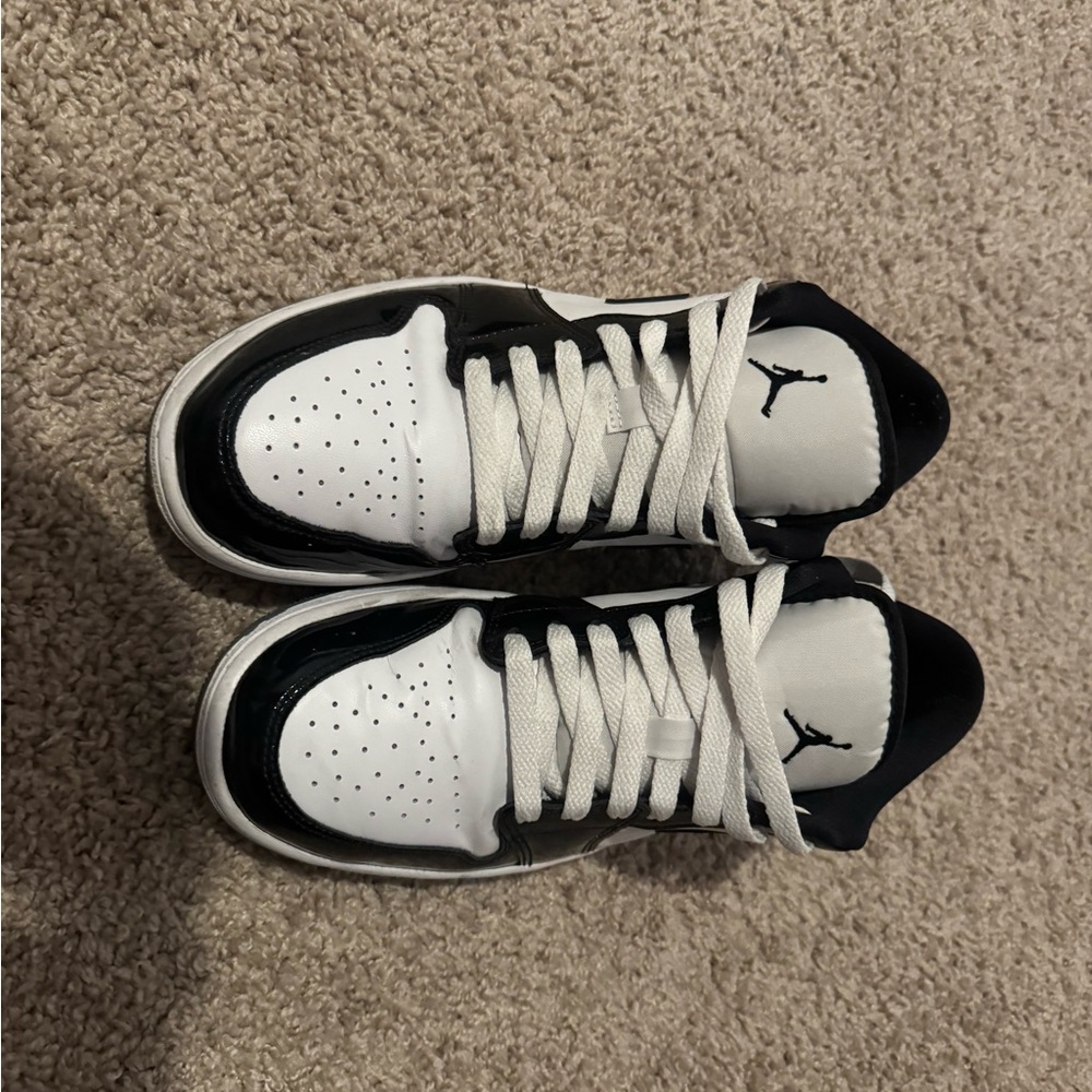Jordan 1 Lows Black and White